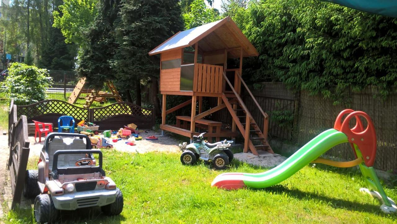 Marka Pokoje Goscinne Großmöllen Exterior foto