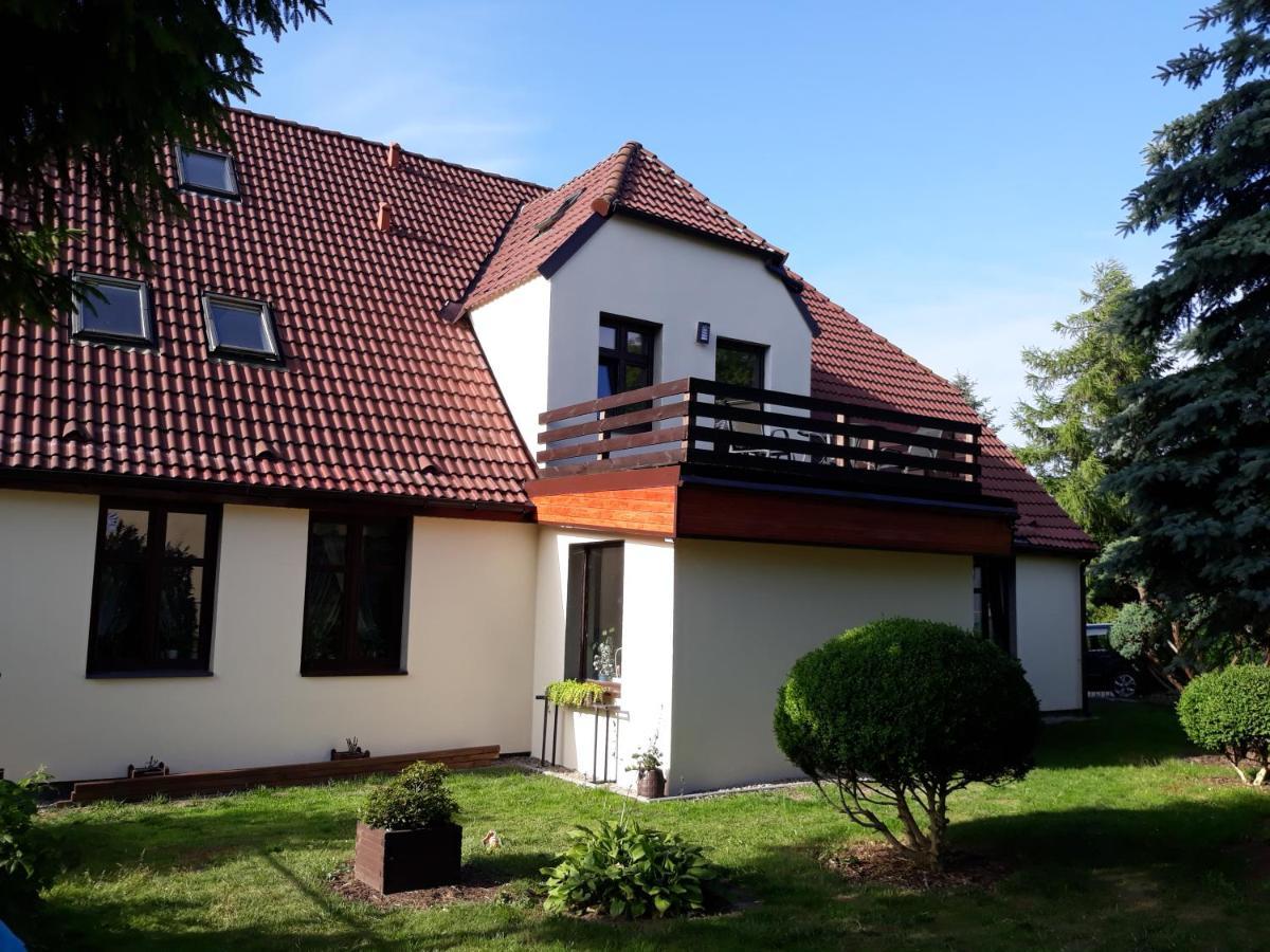 Marka Pokoje Goscinne Großmöllen Exterior foto